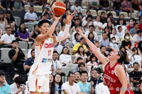 媒体人:李梦王思雨领衔95黄金一代退役后,中国女篮恐后继无人 青训体系亟待改革